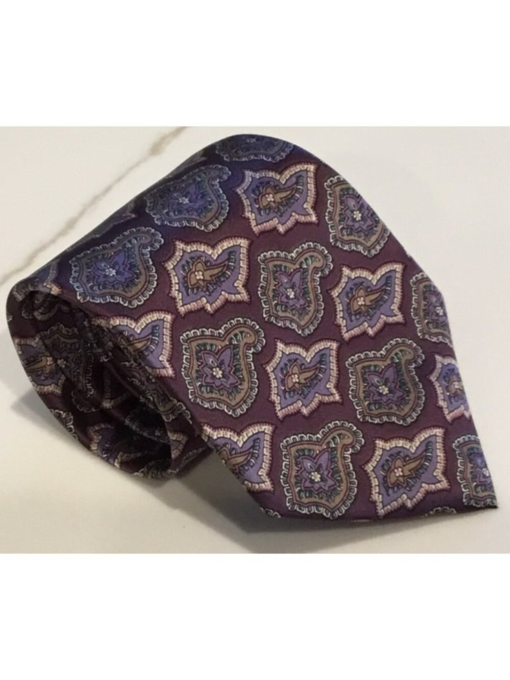 Geoffrey Beene Luxury Tie Purple Beige Paisley Pattern Printed Silk Necktie